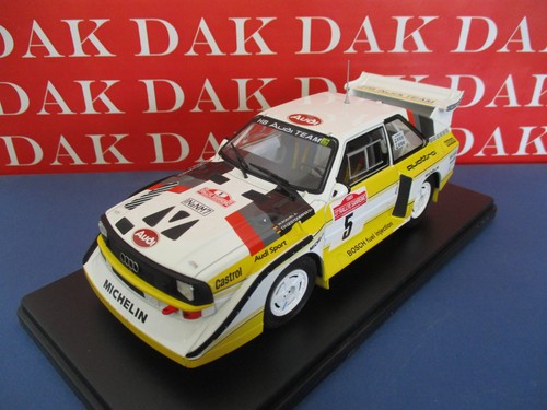 Die cast modellino auto - 1/24,
