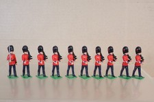 TROFEO MINIATURE 8 x GUARDIE