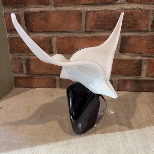 Scultura uccellino volante - scultura, di
