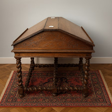 Rara scrivania doppia o scrivania per bambini stile rinascimentale in rovere