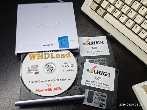 Amiga 600 1200 pcmcia - amiga, drive