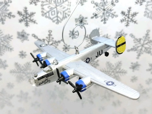 Wwii liberator bomber - liberator,