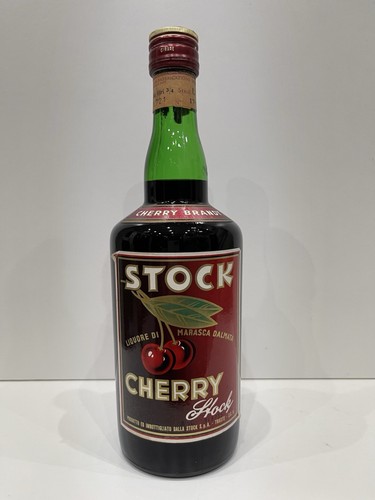 Liquore cherry brandy stock - liquore,