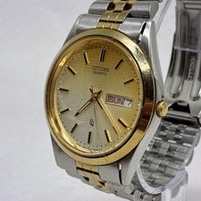 Orologio CITIZEN CQ Day-Date