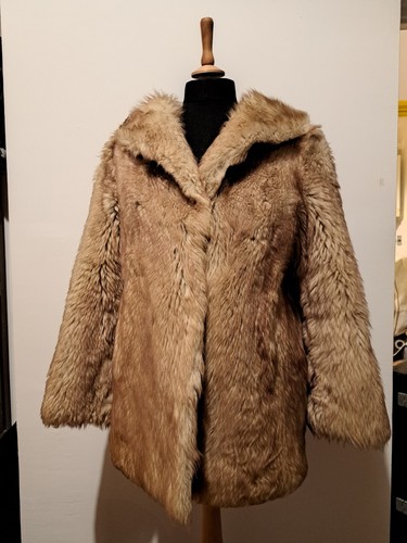 Pelliccia vintage corta riccia