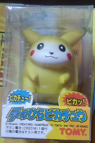 Pikachu tomy pokemon figure - tomy,