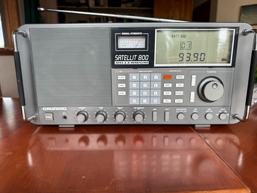 Radio grundig satellit - radio,