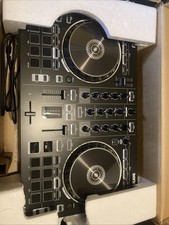 Roland DJ-202 Consolle per DJ