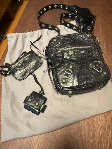 Borsa tracolla balenciaga - balenciaga, le