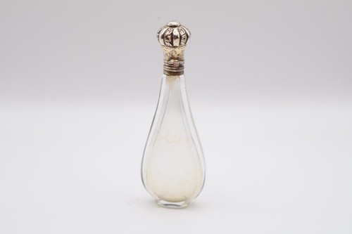Antica bottiglia profumo in - di,