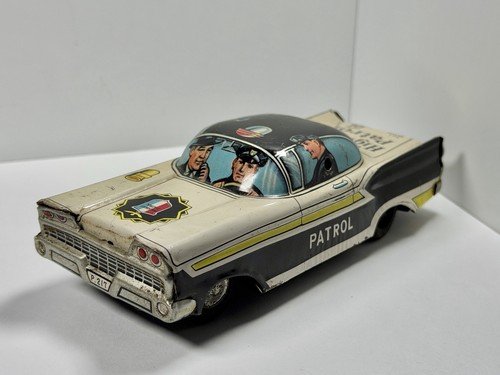 Antica auto polizia pattuglia