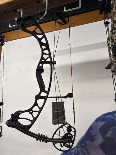 Hoyt torrex compound bow - torrex, xt