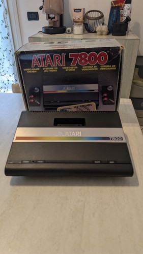 Atari 7800 boxed console - atari,