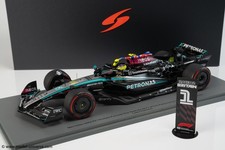 Spark 1:18 Mercedes-AMG