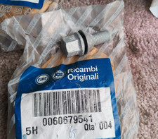 1x ORIGINALE 60679541 COLONNETTA BULLONE RUOTA LANCIA THESIS (2001 - 2007)