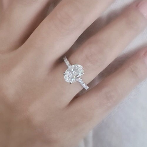 Anello con vero diamante