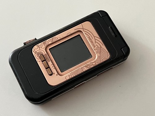 Nokia 7390 colore marrone