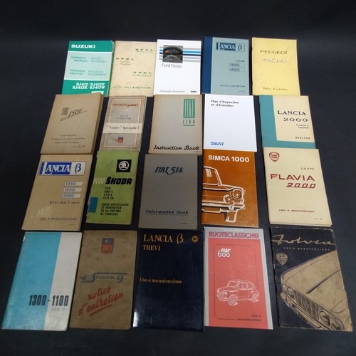 Lotto libretti uso - , e