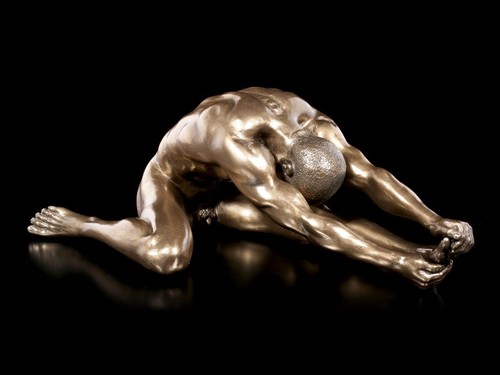 Statua nudo maschile a terra - a,