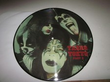KISS TAKES TOKYO 77 PICTURE