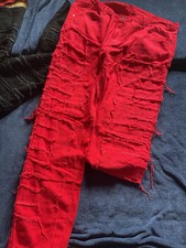 Pantaloni jeans strappati