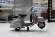 Modellino scooter Vespa 125