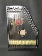 Antica chitarra tedesca in - antica,