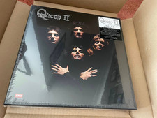 Queen  Queen II Collectors