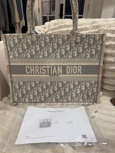 Christian dior medium - christian,