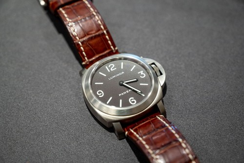 Panerai luminor base - luminor, titanium
