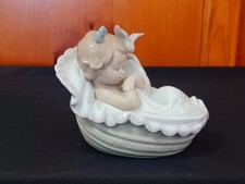 Statuina bambina porcellana