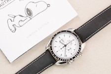 Omega Speedmaster SNOOPY 45th