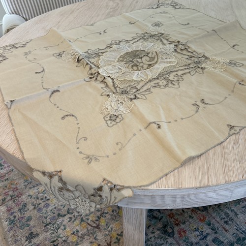 Tovaglia lino vintage 31x33”