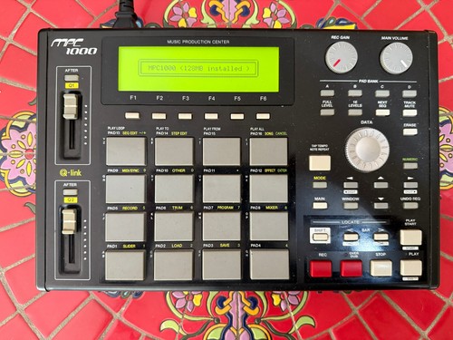 Akai mpc1000 sampler - bk,