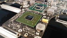 Reballing Riparazione Artefatti video Scheda Madre Mac Macbook Pro A1286 