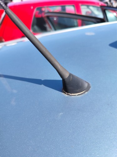 Base antena alfa - romeo, 147