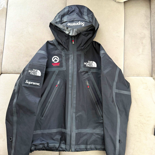 The north face supreme - north,