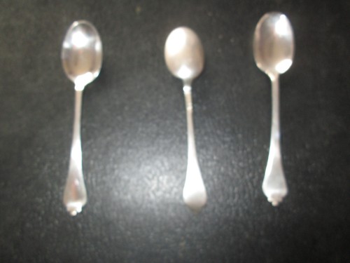 Set tre cucchiaini in - di,