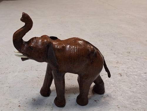 Elefante cuoio vintage - in,