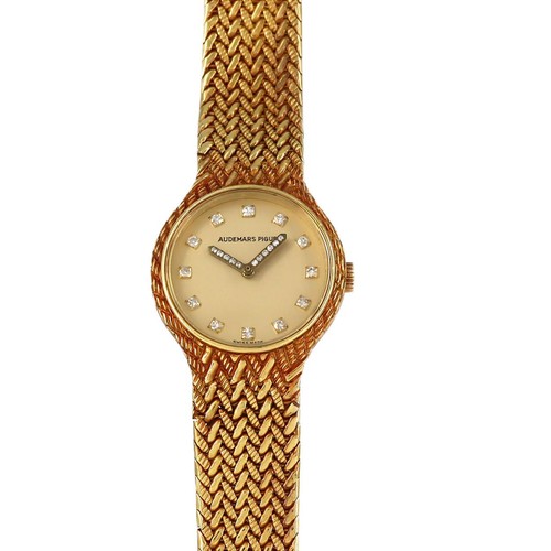 Authentic unserviced value - authentic,