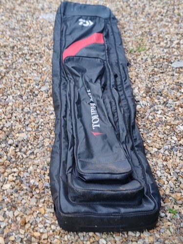 Daiwa black tournament pro - black,
