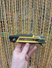 CUTTER 'stanley 18mm Lama