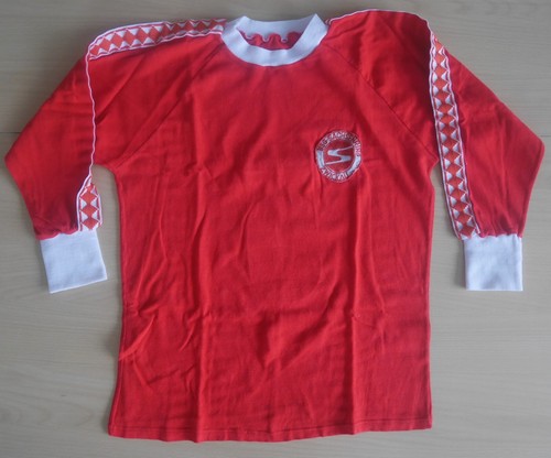 Genial matchworn ddr oberliga - genial:,
