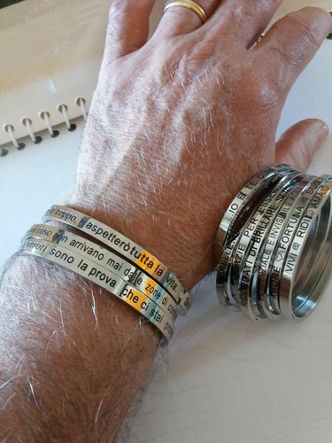 Offerta stock 10 bracciali - 10,