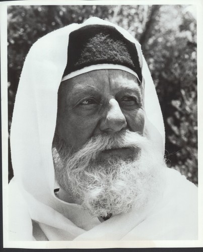 John gielgud come sharif - sharif, el