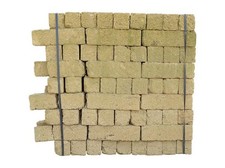 Tufo antico, blocchi 37x11x11