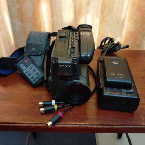 Sony ccd tr205 videocamera - sony, ccd-tr205