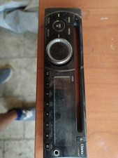 RADIO STEREO AUTO CLARION !
