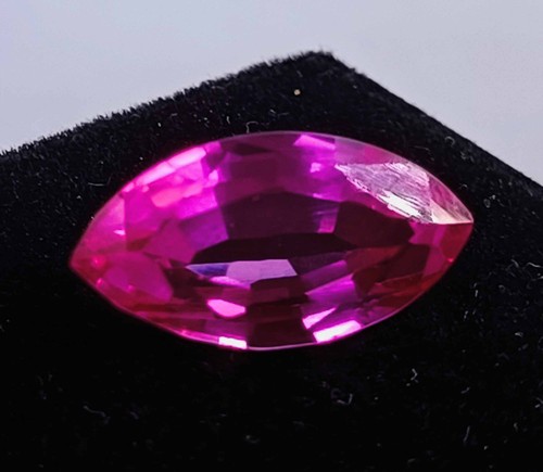 Magnifica pietra preziosa