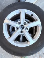 audi q2 cerchi da 16 originali piu pneumatici